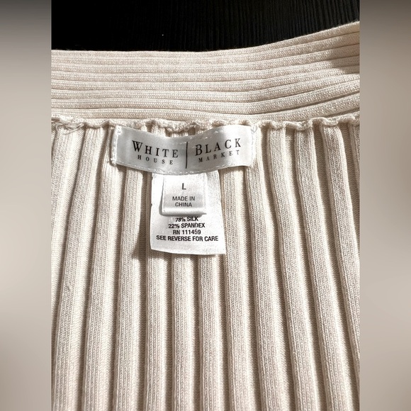 White House Black Market long sleeve scoop neckline ribbed top sz Large - Picture 3 of 4